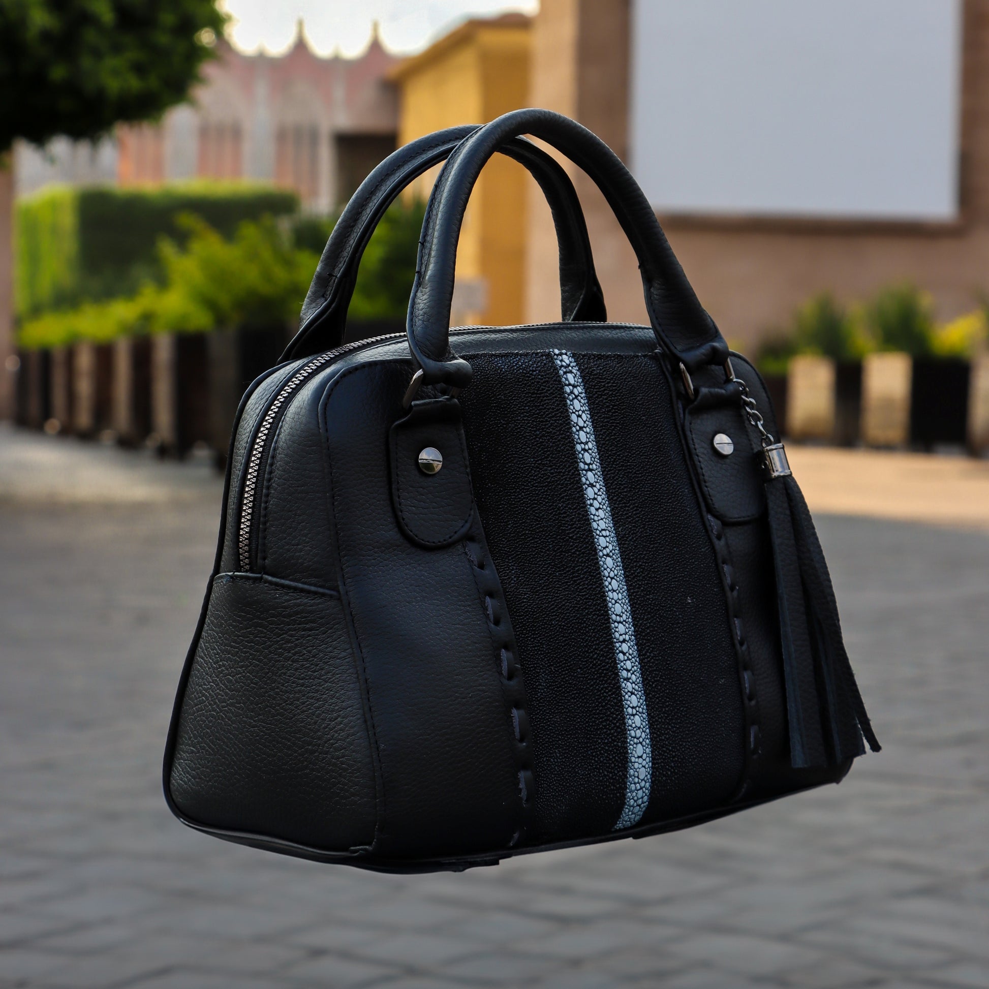 Bolso De Mantarraya Reina Modelo Carolina