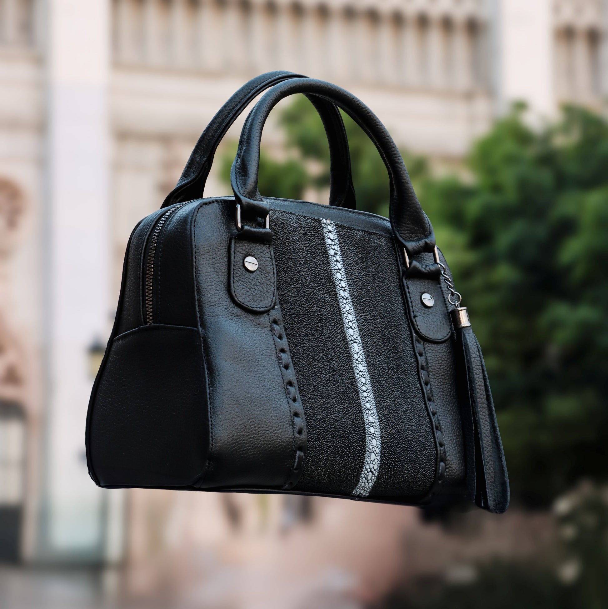 Bolso De Mantarraya Reina Modelo Carolina