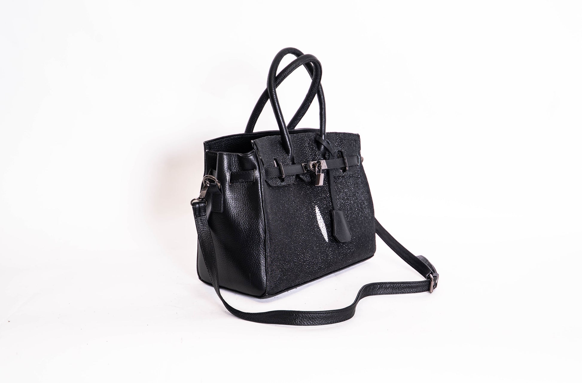 Bolso De Mantarraya Modelo Victoria