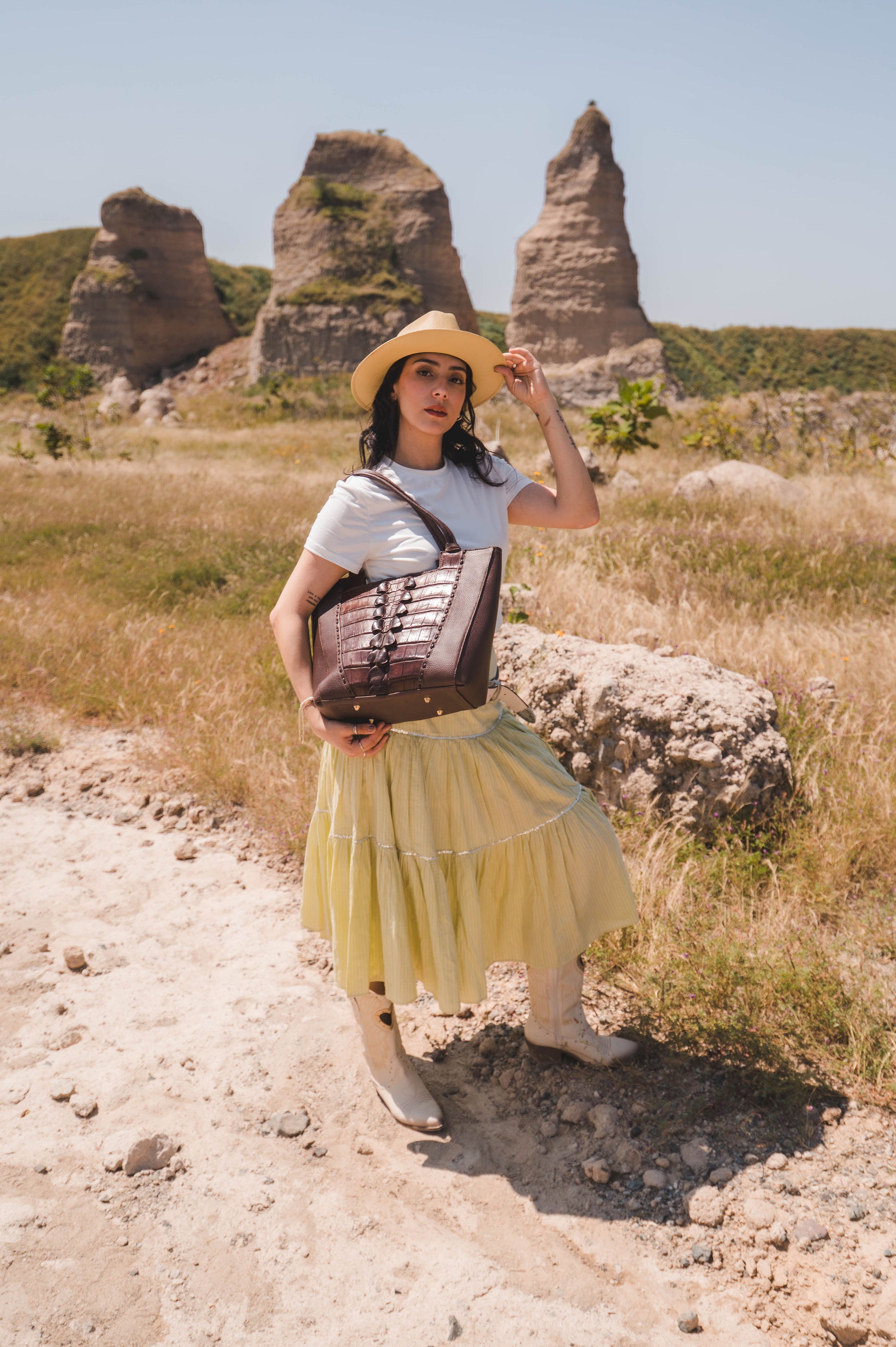 Bolso Ofelia Cola De Cocodrilo