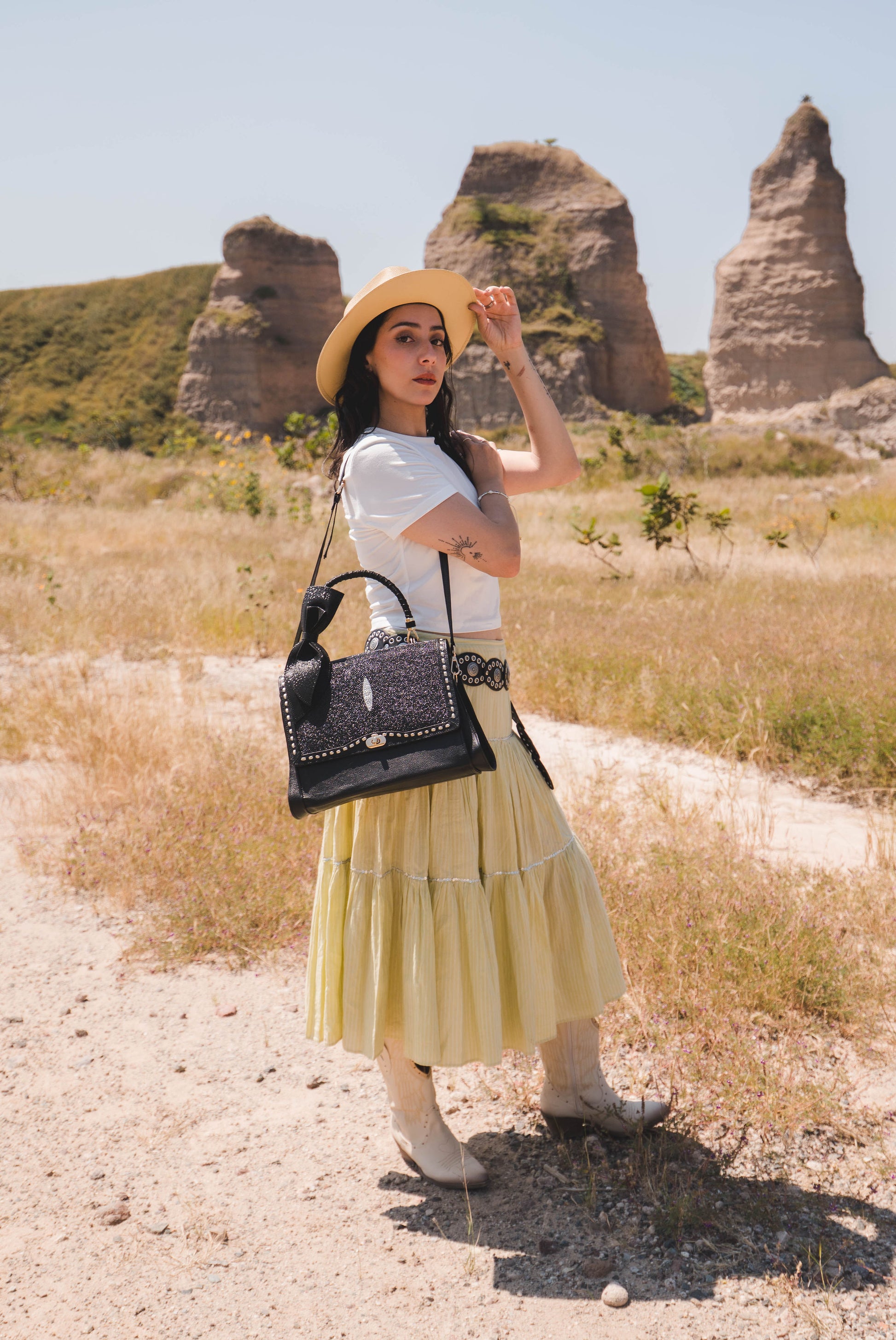 Bolso De Mantarraya Modelo Monique