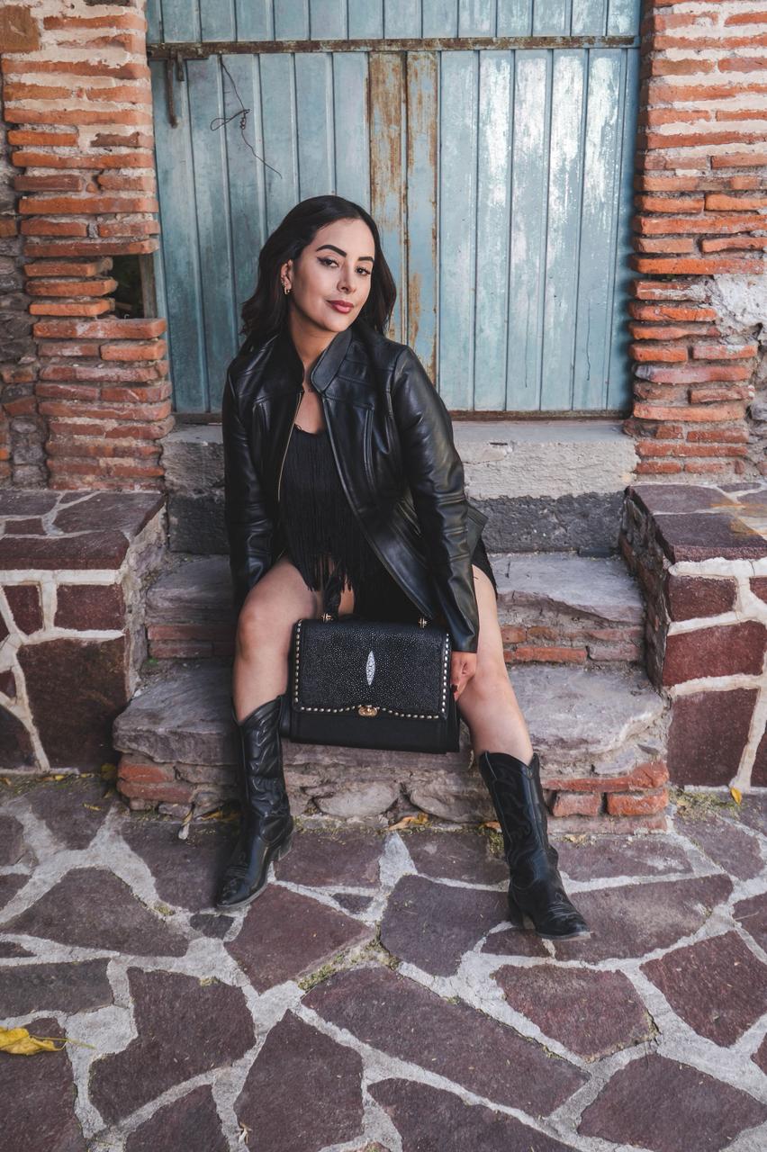Bolso De Mantarraya Modelo Monique