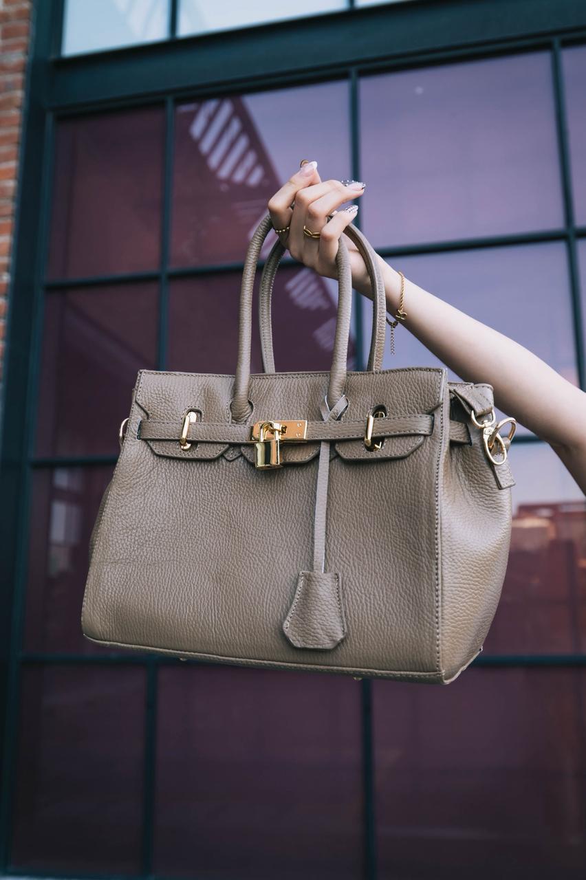 Bolso De Piel Modelo Victoria Pate