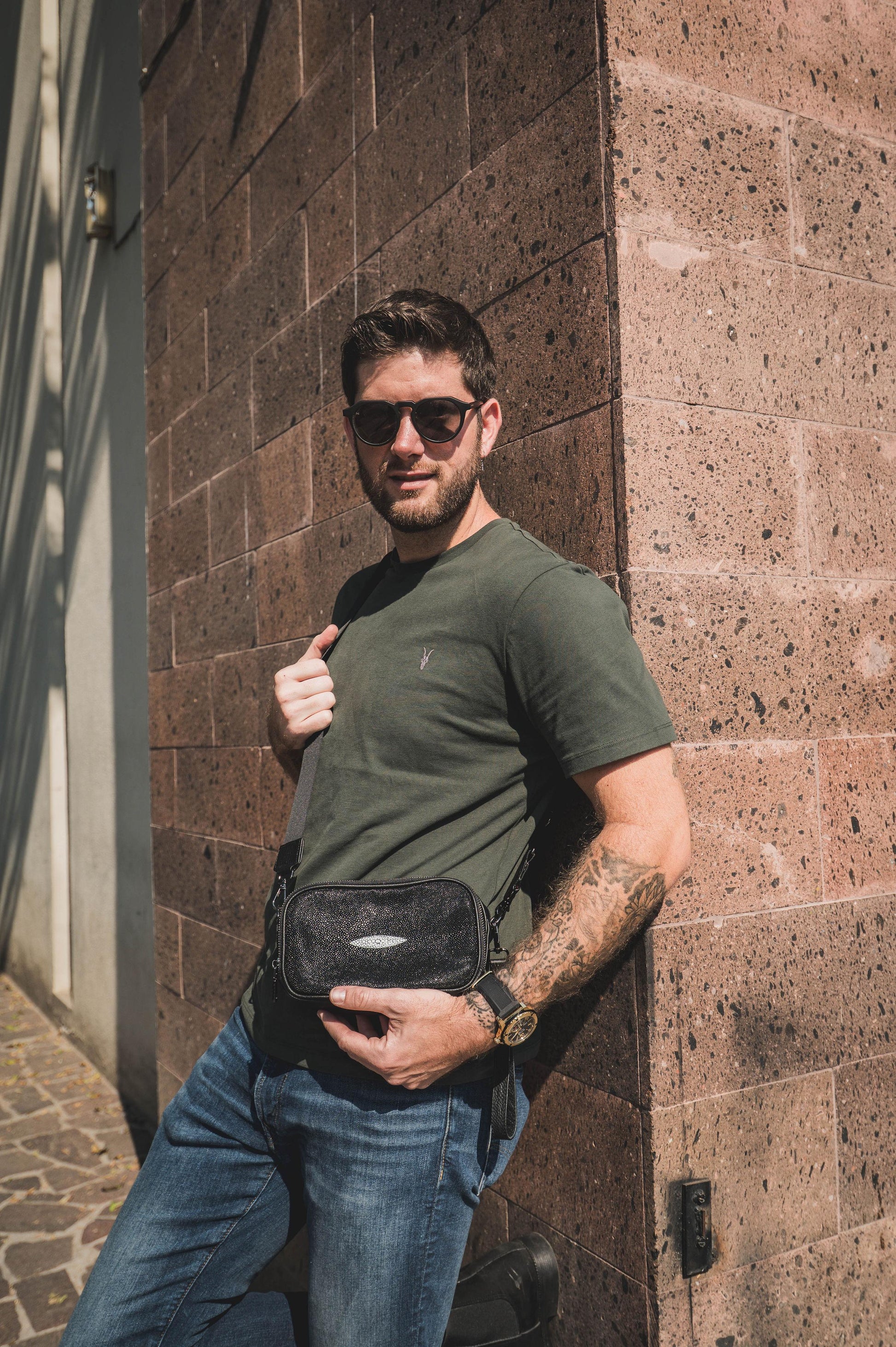 Bandolera De Mantarraya Modelo Oslo